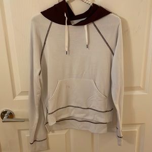 Long sleeve thin sweatshirt